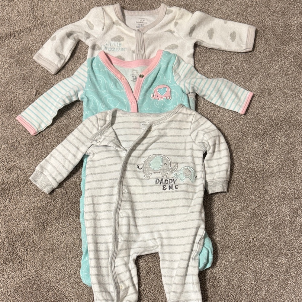 0-3 Months Gray and Mint Elephant Kids Footies